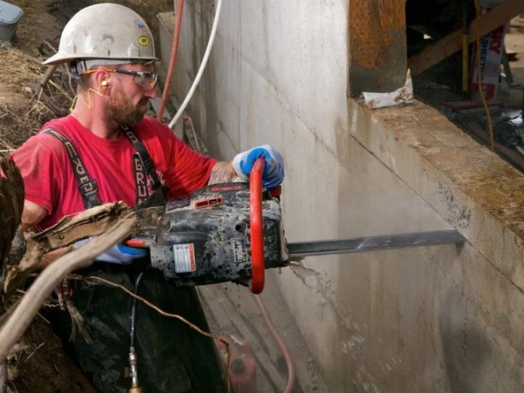 The Ultimate Guide to Concrete Saw Types and Selection 4 Chainsaw