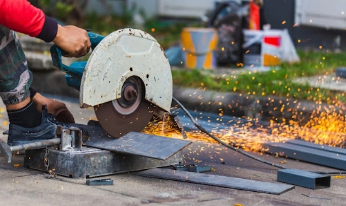 What Can You Cut with A Diamond Cutting Disc? 9 Diamond blade for hard metals