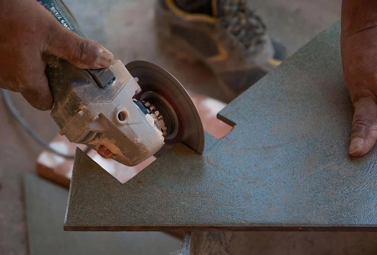 Wet vs Dry Tile Cutting: Which Is Right for You? 5 Dry Tile Cutting