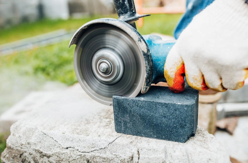 Granite Saw Blade Problems: 8 Common Issues and How to Fix Them 7 Excessive Noise and Vibration Marks on Granite