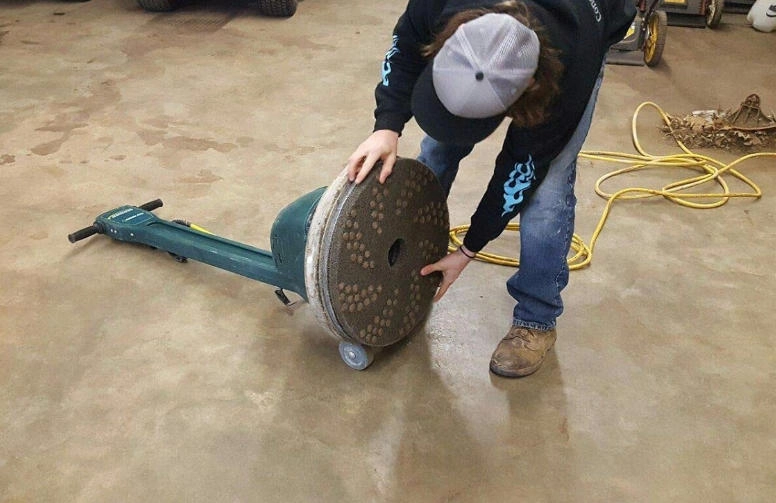 How to Clean Diamond Polishing Pads 5 large diameter diamond floor pad